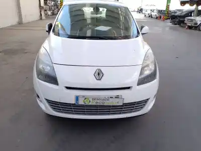Scrapping Vehicle renault grand scénic iii (jz0/1_) 1.6 dci (jz00, jz12) of the year 2011 powered r9ma402