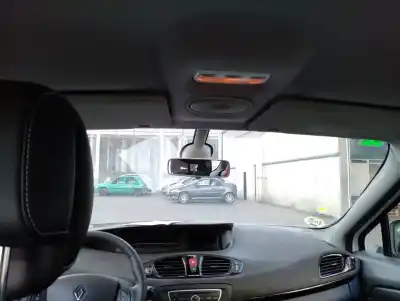 Scrapping Vehicle renault grand scénic iii (jz0/1_) 1.6 dci (jz00, jz12) of the year 2011 powered r9ma402