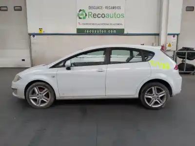 Veículo de Sucata seat                                               leon (1p1)                                                                                                                                                                                                                                                 1.6 tdi                                                                                                                                                                                                                                                    do ano 2012 alimentado cayc