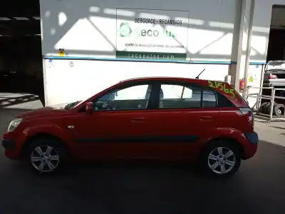 Veículo de Sucata KIA RIO (JB)  do ano 2005 alimentado G4EE