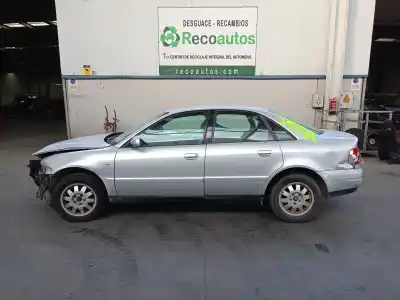 Veículo de Sucata AUDI A4 B5 (8D2)  do ano 1999 alimentado AVG