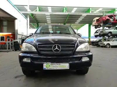 Veicolo di demolizione mercedes-benz clase m (w163) ml 350 dell'anno 2003 alimentato 112970