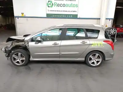 Veicolo di demolizione PEUGEOT 308 SW I (4E_, 4H_) 2.0 HDI dell'anno 2010 alimentato RH01