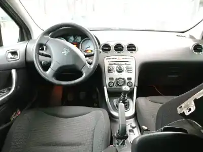 Veicolo di demolizione peugeot 308 sw i (4e_, 4h_) 2.0 hdi dell'anno 2010 alimentato rh01