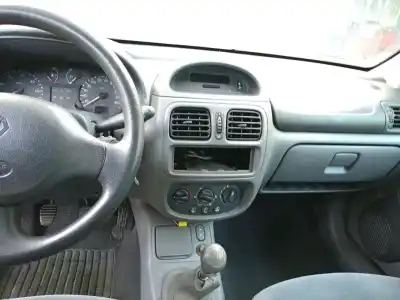 Sloopvoertuig renault                                            clio ii (bb_, cb_)                                                                                                                                                                                                                                         1.4 (b/cb0c, b/cb0s)                                                                                                                                                                                                                                       van het jaar 2000 aangedreven e7jc634