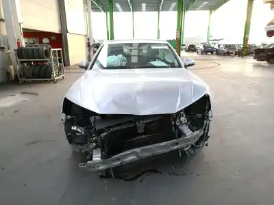 Здавання транспортного засобу audi                                               a4 b9 (8w2, 8wc)                                                                                                                                                                                                                                           2.0 tdi quattro року 2017 потужний deua