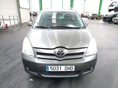 Hurda Aracı toyota corolla verso (zer_, zze12_, r1_) 2.0 d-4d (cur10_) yılın 2005 güçlü 1cdftv