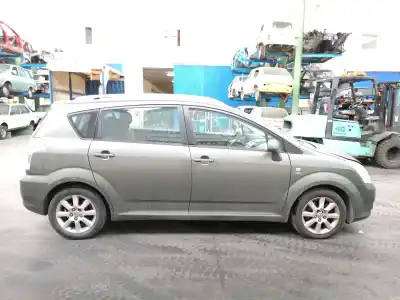 Hurda Aracı toyota corolla verso (zer_, zze12_, r1_) 2.0 d-4d (cur10_) yılın 2005 güçlü 1cdftv