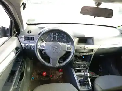 Scrapping Vehicle opel astra h (a04) 1.7 cdti (l48) of the year 2004 powered z17dth