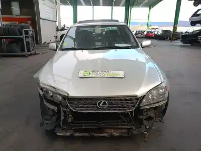 Veicolo di demolizione lexus is i (_e1_) 200 (gxe10) dell'anno 2003 alimentato 1gfe