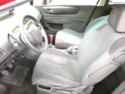 Veículo de Sucata citroen c4 coupé (la_) 1.4 16v do ano 2005 alimentado kfu