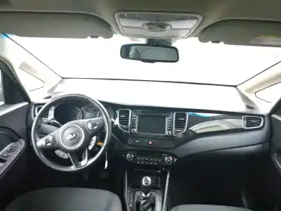 Sloopvoertuig kia carens iv 1.6 gdi van het jaar 2017 aangedreven g4fd