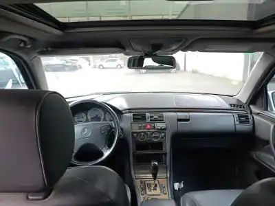 Veículo de Sucata mercedes-benz clase e (w210) e 270 cdi (210.016) do ano 2003 alimentado 612961