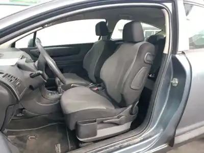 Veículo de Sucata citroen c4 coupé (la_) 1.6 hdi do ano 2006 alimentado 9hx