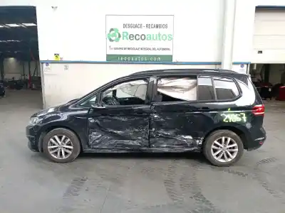 Здавання транспортного засобу VOLKSWAGEN TOURAN (5T1) 2.0 TDI року 2016 потужний DFEA