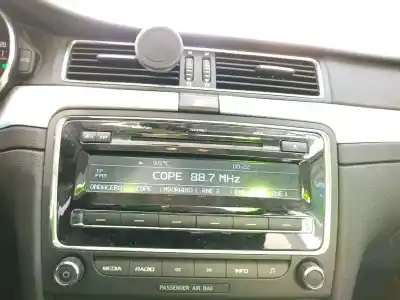 Scrapping Vehicle skoda superb ii (3t4) 2.0 tdi 16v 4x4 of the year 2011 powered cffb