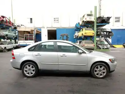 Veículo de Sucata volvo s40 ii (544) 2.0 d do ano 2004 alimentado d4204t