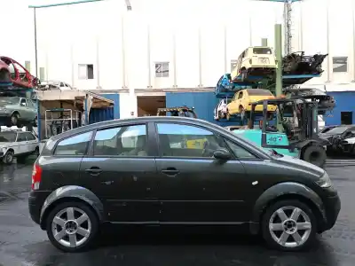 Scrapping Vehicle audi a2 (8z0) 1.4 of the year 2001 powered aua