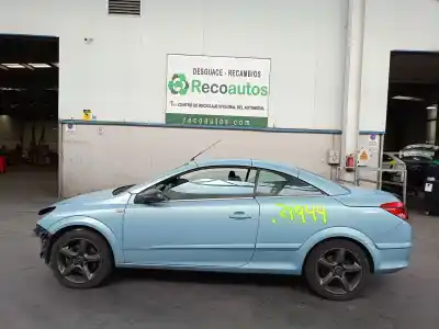 Véhicule à la ferraille opel astra h twintop (a04) 1.9 cdti (l67) de l'année 2006 alimenté z19dth