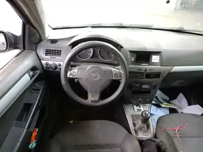 Здавання транспортного засобу opel astra h (a04) 1.7 cdti (l48) року 2005 потужний z17dth
