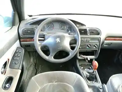 Sloopvoertuig peugeot 406 (8b) 2.0 16v van het jaar 1998 aangedreven rfv