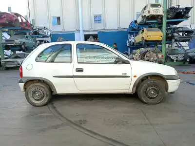 Scrapping Vehicle opel corsa b (s93) 1.0 i 12v (f08, f68, m68) of the year 1998 powered x10xe