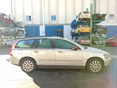 Vehicul casat volvo v50 (545) 2.0 d al anului 2006 alimentat d4204t