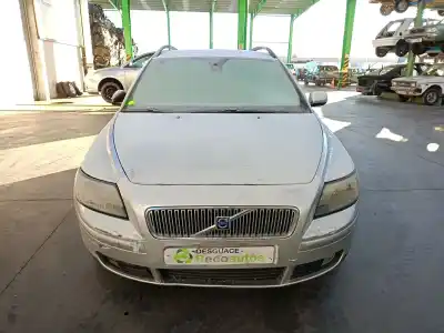 Vehicul casat volvo v50 (545) 2.0 d al anului 2006 alimentat d4204t