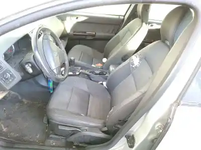 Vehicul casat volvo v50 (545) 2.0 d al anului 2006 alimentat d4204t