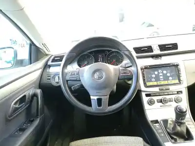 Veicolo di demolizione volkswagen cc  dell'anno 2013 alimentato 