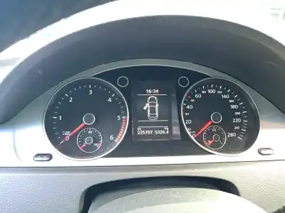 Veicolo di demolizione volkswagen cc  dell'anno 2013 alimentato 