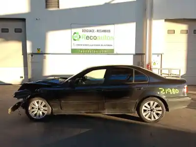Scrapping Vehicle bmw 5 (e39) 530 d of the year 2001 powered 306d1