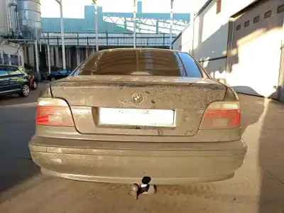 Scrapping Vehicle bmw 5 (e39) 530 d of the year 2001 powered 306d1