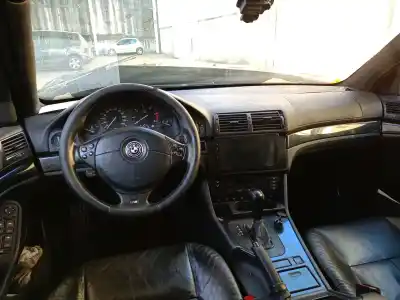 Scrapping Vehicle bmw 5 (e39) 530 d of the year 2001 powered 306d1