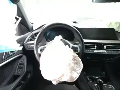 Veículo de Sucata bmw 1 (f40) 118 i do ano 2021 alimentado b38a15f