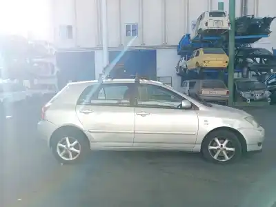 Scrapping Vehicle toyota corolla (_e12_) 2.0 d-4d (cde120r_, cde120l_) of the year 2002 powered 1cdftv