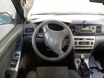 Scrapping Vehicle toyota corolla (_e12_) 2.0 d-4d (cde120r_, cde120l_) of the year 2002 powered 1cdftv