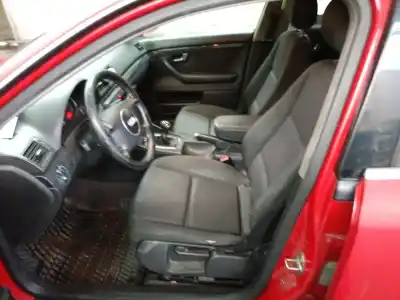 Здавання транспортного засобу audi a4 b6 avant (8e5) 1.9 tdi року 2001 потужний awx