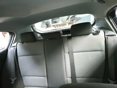 Veículo de Sucata bmw 1 (e87) 118 d do ano 2006 alimentado 204d4