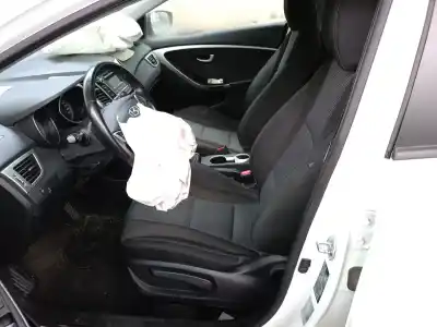 Veículo de Sucata hyundai i30 (gd) 1.4 crdi do ano 2016 alimentado d4fc