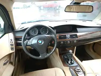 Sloopvoertuig bmw 5 (e60) 530 d van het jaar 2005 aangedreven 306d3