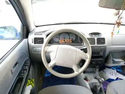 Scrapping Vehicle kia rio i fastback (dc) 1.3 of the year 2003 powered a3d