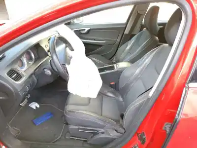Утилизация автомобиля volvo v60 i (155) d3 / d4 года 2011 питание d5204t2