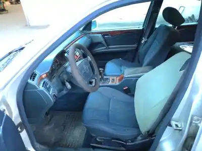 Veículo de Sucata mercedes-benz clase e (w210) e 220 cdi (210.006) do ano 1999 alimentado 611961