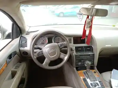 Здавання транспортного засобу audi q7 (4lb) 3.0 tdi quattro року 2006 потужний bug