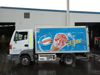 Scrapping Vehicle NISSAN ATLEON NISSAN ATLEON of the year 2006 powered BD30