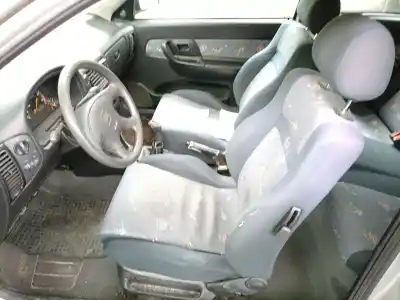 Veículo de Sucata seat ibiza (6k) 1.6 do ano 1999 alimentado abu