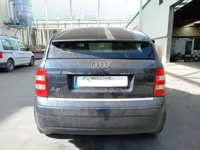 Veículo de Sucata audi a2 (8z0) 1.4 do ano 2001 alimentado aua