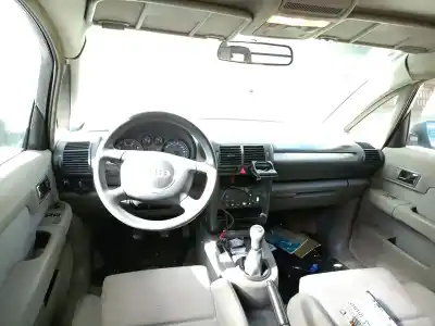 Veículo de Sucata audi a2 (8z0) 1.4 do ano 2001 alimentado aua