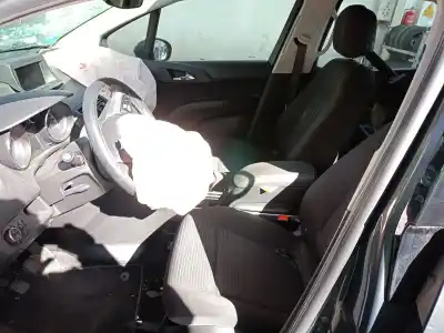 Vehicul casat opel meriva b monospace (s10) 1.4 (75) al anului 2015 alimentat b14nel opt. luh